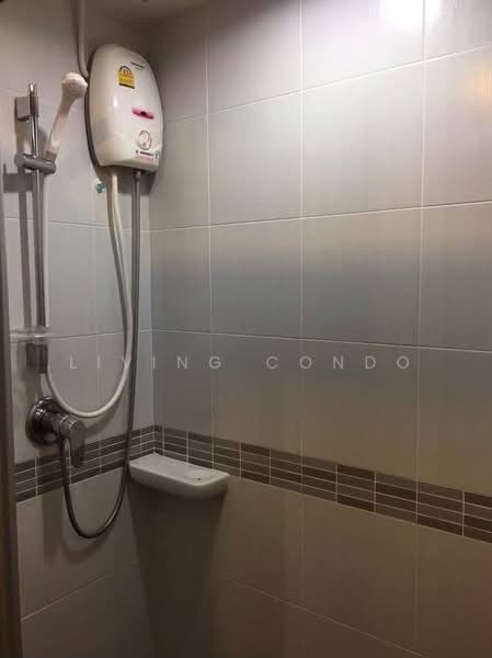 Lumpini Place Srinakarin-Huamak Station, Bangkok, Srinakarin Road, Suan Luang, Suan Luang, Bangkok, 1 Bedroom, 33 sqm, Condo For Rent, by Living Condo, 500241632 - DDproperty.com