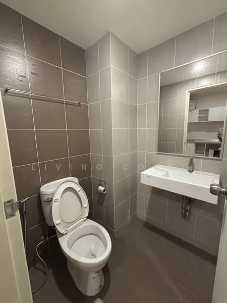 Lumpini Ville Phatanakan-Srinakarin, Bangkok, Phatthanakan Road, Suan Luang, Suan Luang, Bangkok, 1 Bedroom, 27 sqm, Condo For Rent, by Living Condo, 500241633 - DDproperty.com