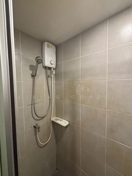 Lumpini Ville Phatanakan-Srinakarin, Bangkok, Phatthanakan Road, Suan Luang, Suan Luang, Bangkok, 1 Bedroom, 27 sqm, Condo For Rent, by Living Condo, 500241633 - DDproperty.com