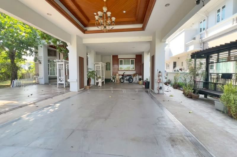 Nantawan Suanluang Rama 9, Bangkok, Chaloem Phra Kiat Rama 9, Soi 62, Dok Mai, Prawet, Bangkok, 5 Bedrooms, 450 sqm, Single Detached House For Sale, by สง่าชัย ไทรทองคำ, 500241657 - DDproperty.com