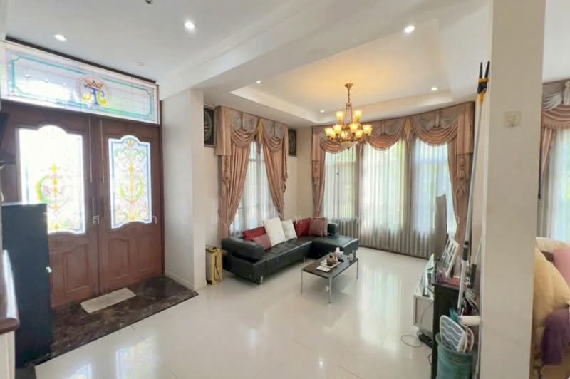 Nantawan Suanluang Rama 9, Bangkok, Chaloem Phra Kiat Rama 9, Soi 62, Dok Mai, Prawet, Bangkok, 5 Bedrooms, 450 sqm, Single Detached House For Sale, by สง่าชัย ไทรทองคำ, 500241657 - DDproperty.com
