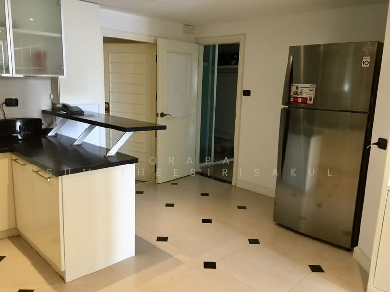 Kallista Mansion, Bangkok, 64 Soi Sukhumvit 11, Khlongtoei Nua, Watthana, Bangkok, 4 Bedrooms, 315 sqm, Condo For Sale, by Orapa Sumetheesirisakul, 500241659 - DDproperty.com