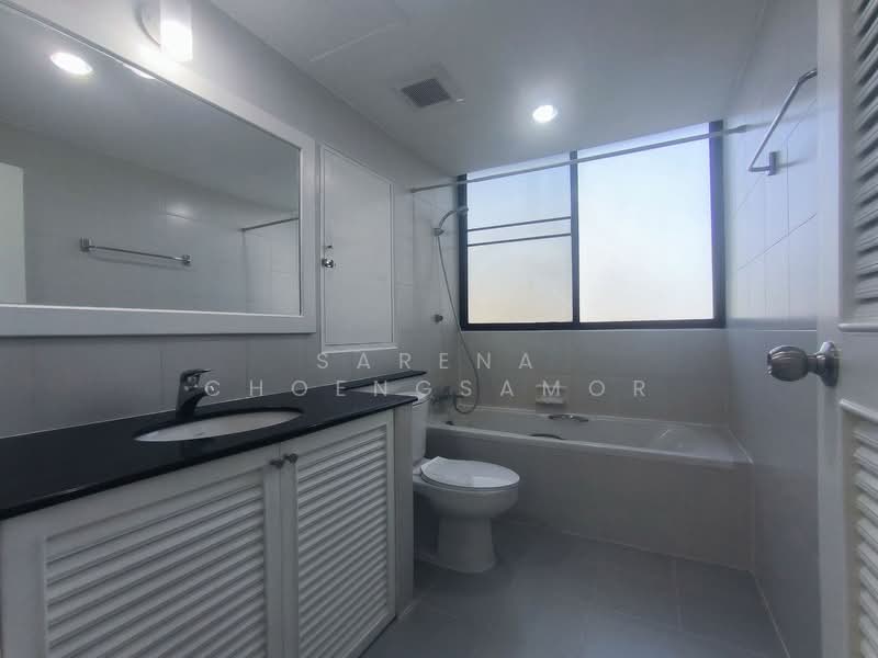 Supalai Place Sukhumvit 39, Bangkok, 175-179 Soi Sukhumvit 39 Sukhumvit Road, Khlong Tan Nua, Watthana, Bangkok, 2 Bedrooms, 100 sqm, Condo For Rent, by Sarena Choengsamor, 500241687 - DDproperty.com