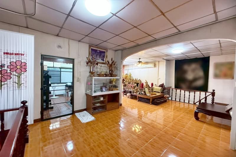 หมู่บ้านศรีเพชร, Bangkok, Nong Kang Plu, Nong Khaem, Bangkok, 3 Bedrooms, 160 sqm, Townhouse For Sale, by คุณหนุ่ม, 500241699 - DDproperty.com