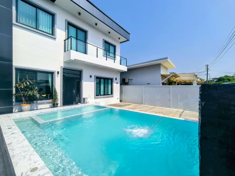House with pool in Ram 2, Bangkok, Dok Mai, Prawet, Bangkok, 4 Bedrooms, 200 sqm, Single Detached House For Rent, by YTD Land&houses Real Estate Agency, 500241717 - DDproperty.com