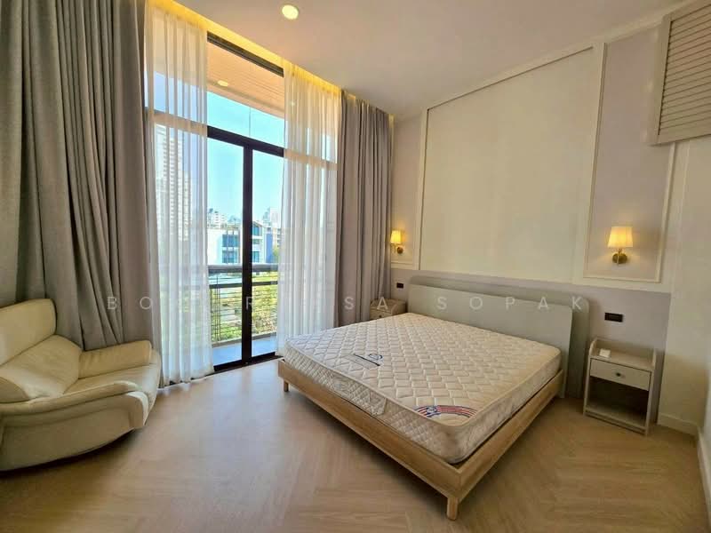 3-BR Townhouse, Bangkok, Khlong Tan Nua, Watthana, Bangkok, 3 Bedrooms, 240 sqm, Townhouse For Rent, by Boonraksa Sopak, 500241750 - DDproperty.com