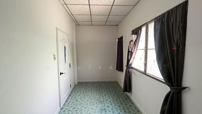 ทาวน์เฮ้าส์ ซอยโกสุมรวมใจ 38 หลังมุม ราคาถูก, Bangkok, โกสุมรวมใจ, Don Mueang, Don Mueang, Bangkok, 2 Bedrooms, 125 sqm, Townhouse For Sale, by คุณ ชัยรัชต์ (กร), 500241754 - DDproperty.com