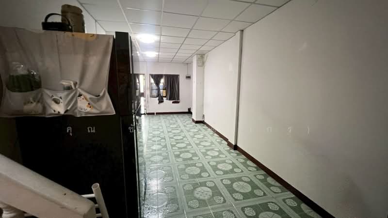 ทาวน์เฮ้าส์ ซอยโกสุมรวมใจ 38 หลังมุม ราคาถูก, Bangkok, โกสุมรวมใจ, Don Mueang, Don Mueang, Bangkok, 2 Bedrooms, 125 sqm, Townhouse For Sale, by คุณ ชัยรัชต์ (กร), 500241754 - DDproperty.com