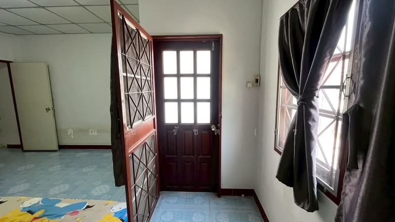 ทาวน์เฮ้าส์ ซอยโกสุมรวมใจ 38 หลังมุม ราคาถูก, Bangkok, โกสุมรวมใจ, Don Mueang, Don Mueang, Bangkok, 2 Bedrooms, 125 sqm, Townhouse For Sale, by คุณ ชัยรัชต์ (กร), 500241754 - DDproperty.com