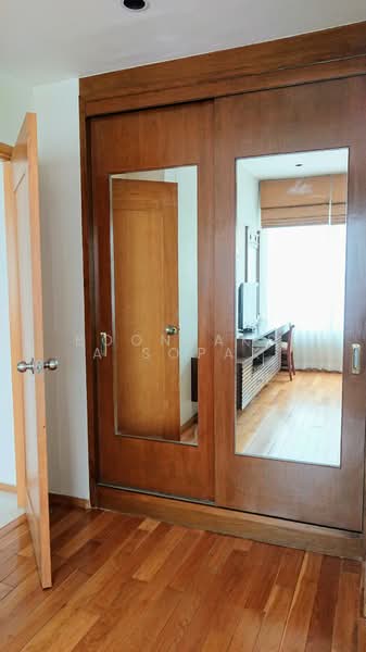 The Emporio Place, Bangkok, 93 Soi Sukhumvit 24, Sukhumvit Road, Khong Tan, Khlong Toei, Bangkok, 2 Bedrooms, 105 sqm, Condo For Rent, by Boonraksa Sopak, 500241773 - DDproperty.com