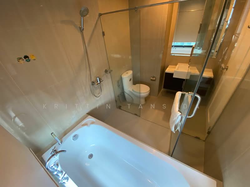 Villa Asoke, Bangkok, 1588 New Petchburi Road, Makkasan, Ratchathewi, Bangkok, 2 Bedrooms, 81 sqm, Condo For Rent, by Krittin Tansida, 500241776 - DDproperty.com