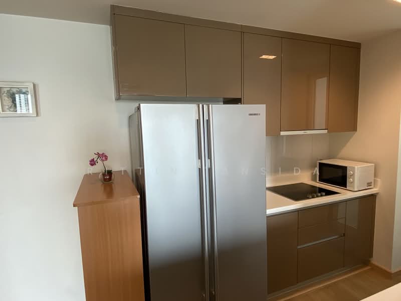Siri At Sukhumvit, Bangkok, 902 Sukhumvit Road, Phra Kanong, Khlong Toei, Bangkok, 2 Bedrooms, 74 sqm, Condo For Rent, by Krittin Tansida, 500241804 - DDproperty.com