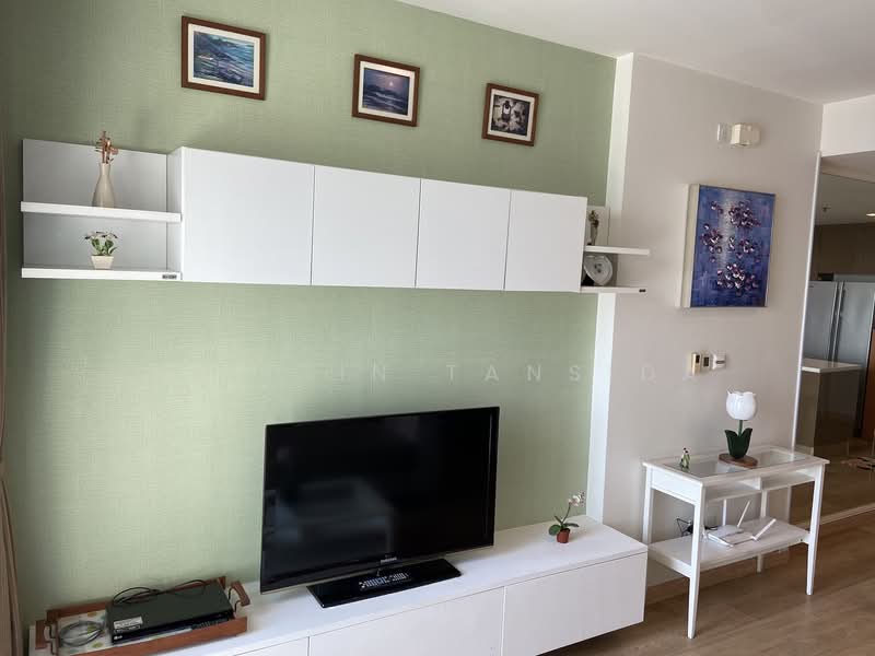 Siri At Sukhumvit, Bangkok, 902 Sukhumvit Road, Phra Kanong, Khlong Toei, Bangkok, 2 Bedrooms, 74 sqm, Condo For Rent, by Krittin Tansida, 500241804 - DDproperty.com