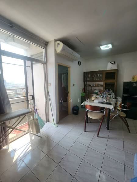 Thairong Tower, Bangkok, Phatthanakan Road, Suan Luang, Suan Luang, Bangkok, 1 Bedroom, 42 sqm, Condo For Sale, by NR AGENT, 500241814 - DDproperty.com