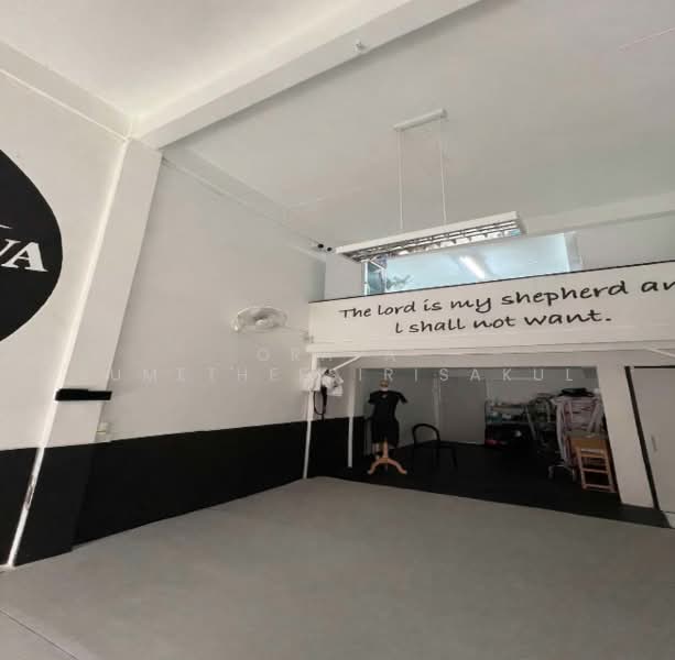 undefined, กรุงเทพ, คลองตัน, คลองเตย, กรุงเทพ, 168 ตร.ม., ทาวน์เฮ้าส์ ขาย, โดย Orapa Sumetheesirisakul, 500241825 - DDproperty.com