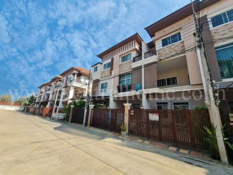 ทาวน์โฮม บ้านนนทรี แกลลอรี่ - พระราม 5 นครอินทร์, Nonthaburi, นครอินทร์, Bang Phai, Muang Nonthaburi, Nonthaburi, 3 Bedrooms, 200 sqm, Townhouse For Sale, by คุณ ลดาวัลย์ ( แก้วตา ), 500241867 - DDproperty.com