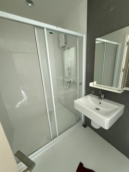 The Key Cheangwattana, Nonthaburi, Soi 4, Chaeng Watthana Road, Bang Talat, Pak Kret, Nonthaburi, 1 Bedroom, 36 sqm, Condo For Rent, by Living Real Estates, 500241909 - DDproperty.com