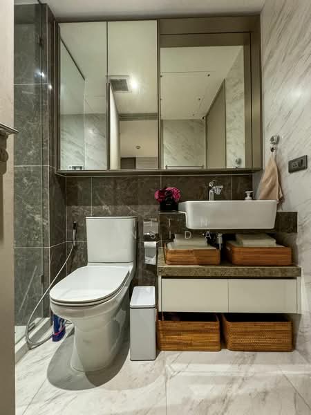 Fynn Asoke, Bangkok, 28 Sukhumvit 10 Alley, Khlong Toei, Khlong Toei, Bangkok, 2 Bedrooms, 41 sqm, Condo For Rent, by Krittin Tansida, 500241910 - DDproperty.com