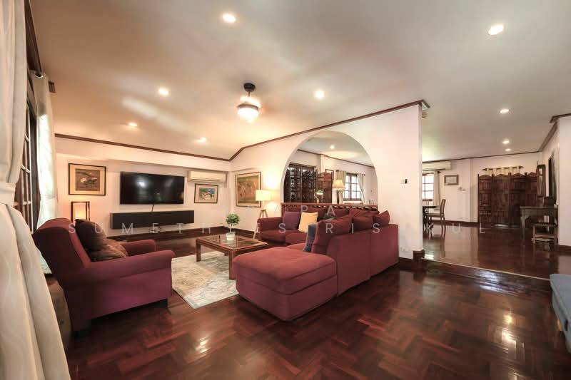 undefined, Bangkok, Samsen Nok, Huai Khwang, Bangkok, 4 Bedrooms, 288 sqm, Single Detached House For Sale, by Orapa Sumetheesirisakul, 500241922 - DDproperty.com