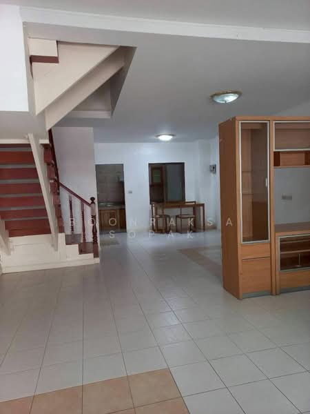 Aspire Rama 9, Bangkok, Soi Rama 9, Rama 9 Road, Huai Khwang, Huai Khwang, Bangkok, 3 Bedrooms, 150 sqm, Condo For Rent, by Boonraksa Sopak, 500241931 - DDproperty.com