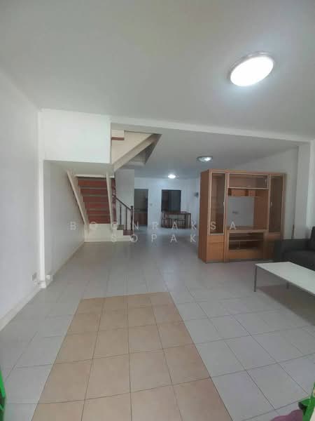 Aspire Rama 9, Bangkok, Soi Rama 9, Rama 9 Road, Huai Khwang, Huai Khwang, Bangkok, 3 Bedrooms, 150 sqm, Condo For Rent, by Boonraksa Sopak, 500241931 - DDproperty.com