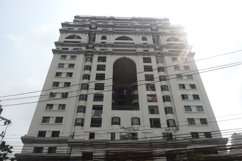 Royal Castle Sukhumvit : รอยัล คาสเซอร์ สุขุมวิท, กรุงเทพ, 30 ซอยสุขุมวิท 39, คลองเตยเหนือ, วัฒนา, กรุงเทพ, 160 ตร.ม., คอนโด ให้เช่า, โดย Krittin Tansida, 500241934 - DDproperty.com