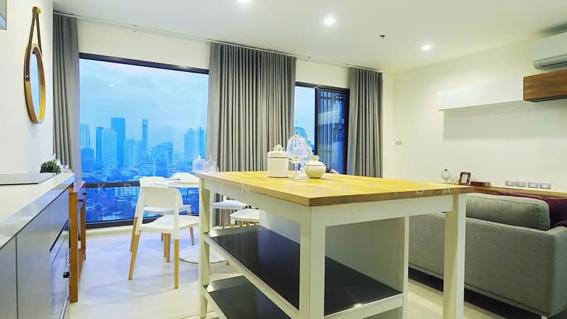 Rhythm Sukhumvit 36-38, Bangkok, 55 Soi Sukhumvit 36, Sukhumvit Road, Phra Kanong, Khlong Toei, Bangkok, 2 Bedrooms, 88 sqm, Condo For Rent, by Krittin Tansida, 500241951 - DDproperty.com