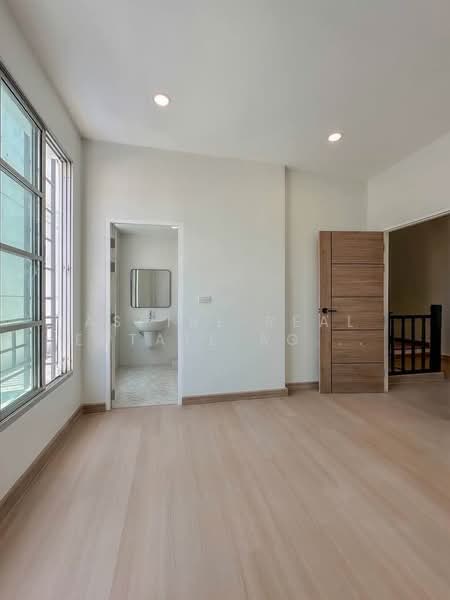 Baan Klang Muang Rama 9 - Ladprao, Bangkok, Soi Ladprao 88, Wang Thonglang, Wang Thonglang, Bangkok, 4 Bedrooms, 260 sqm, Townhouse For Sale, by Aspire Real Estate Agency Co., Ltd., 500241967 - DDproperty.com