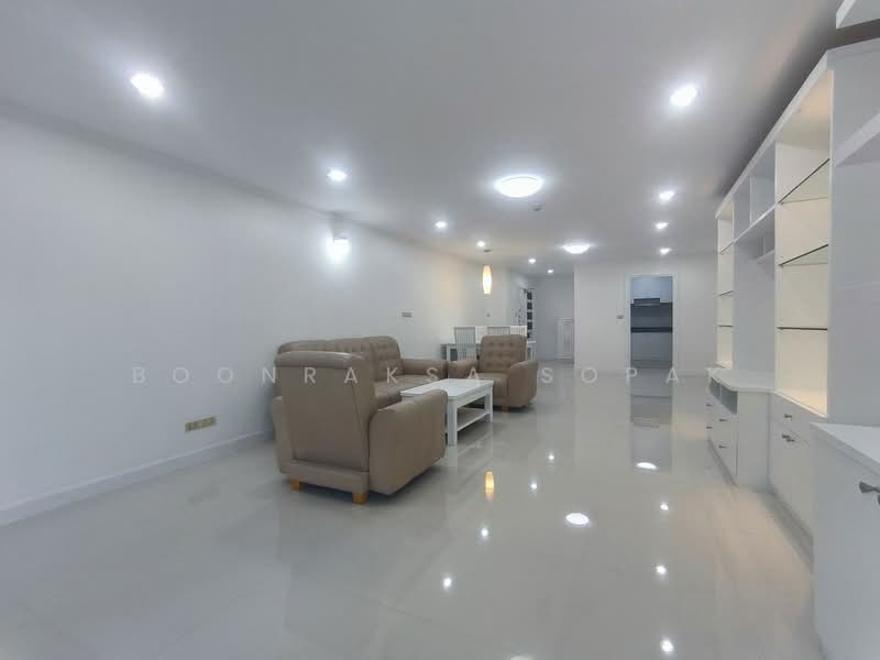 Supalai Place Sukhumvit 39 : ศุภาลัย เพลส สุขุมวิท 39, กรุงเทพ, 175-179 ซอยสุขุมวิท 39 ถนนสุขุมวิท แขวงคลองตันเหนือ เขตวัฒนา กรุงเทพมหานคร, คลองตันเหนือ, วัฒนา, กรุงเทพ, 100 ตร.ม., คอนโด ให้เช่า, โดย Boonraksa Sopak, 500241995 - DDproperty.com