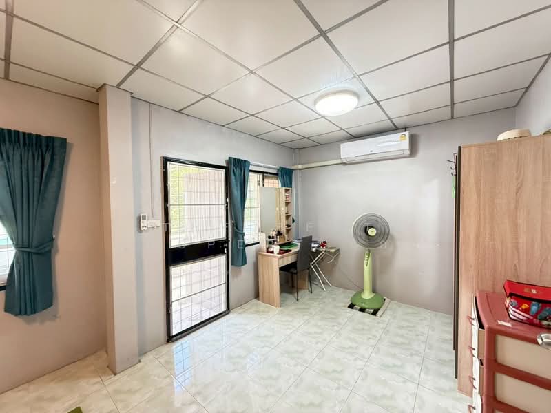 คัทลียาวิลล์ (Cattleya Ville), Pathum Thani, Lam Luk Ka, Lam Luk Ka, Pathum Thani, 3 Bedrooms, 100 sqm, Townhouse For Sale, by The Best Propert แอน, 500242000 - DDproperty.com