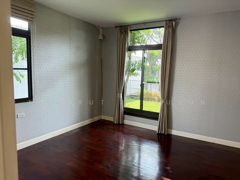 Mantana Kalapapruk-Wongwaen, Bangkok, 379 Kanchanaphisek Road, Lak Song, Bang Khae, Bangkok, 4 Bedrooms, 320 sqm, Single Detached House For Sale, by Thitirut Jamsuvun, 500242003 - DDproperty.com