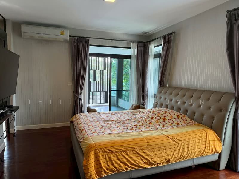 Mantana Kalapapruk-Wongwaen, Bangkok, 379 Kanchanaphisek Road, Lak Song, Bang Khae, Bangkok, 4 Bedrooms, 320 sqm, Single Detached House For Sale, by Thitirut Jamsuvun, 500242003 - DDproperty.com