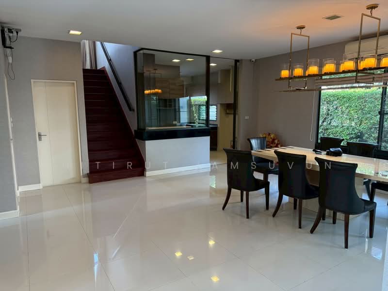 Mantana Kalapapruk-Wongwaen, Bangkok, 379 Kanchanaphisek Road, Lak Song, Bang Khae, Bangkok, 4 Bedrooms, 320 sqm, Single Detached House For Sale, by Thitirut Jamsuvun, 500242003 - DDproperty.com