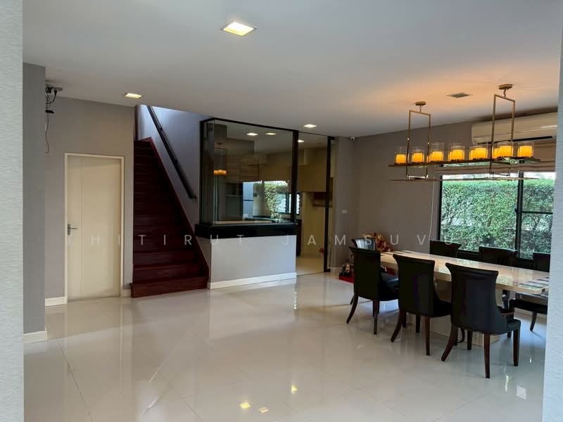 Mantana Kalapapruk-Wongwaen, Bangkok, 379 Kanchanaphisek Road, Lak Song, Bang Khae, Bangkok, 4 Bedrooms, 320 sqm, Single Detached House For Sale, by Thitirut Jamsuvun, 500242003 - DDproperty.com