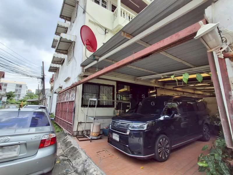 ทาวน์เฮ้าส์บางนา กรุงเทพมหานคร, Bangkok, Bang Na, Bang Na, Bangkok, 4 Bedrooms, 270 sqm, Townhouse For Sale, by The Best Property Agent หน่อย, 500242004 - DDproperty.com