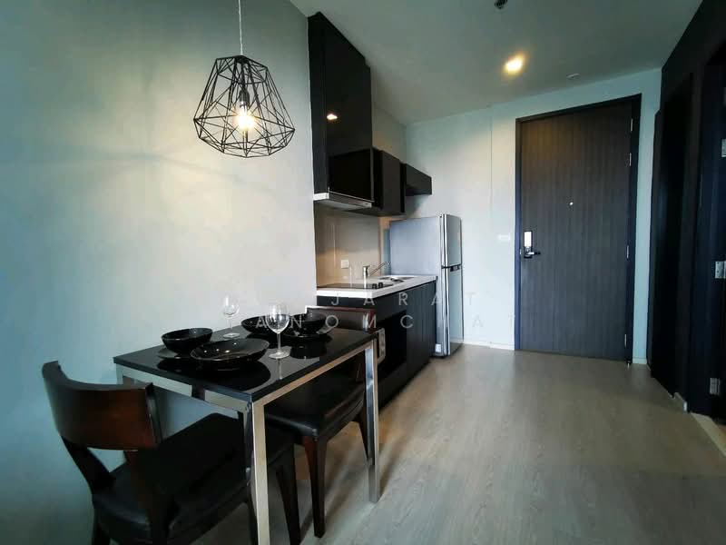Rhythm Sukhumvit 44/1, Bangkok, Sukhumvit Road, Phra Kanong, Khlong Toei, Bangkok, 1 Bedroom, 35 sqm, Condo For Rent, by Banjarat Thanomchat, 500242070 - DDproperty.com