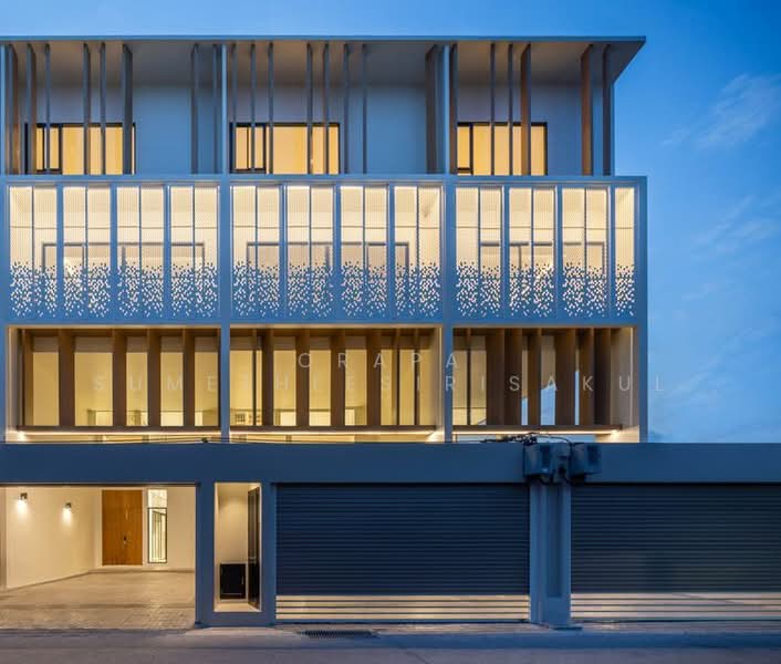 undefined, Bangkok, Lat Phrao, Lat Phrao, Bangkok, 3 Bedrooms, 350 sqm, Townhouse For Sale, by Orapa Sumetheesirisakul, 500242084 - DDproperty.com