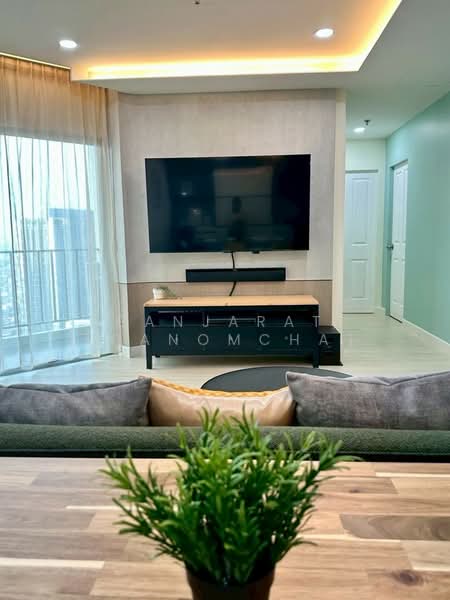 Belle Grand Rama 9, Bangkok, 131 Rama 9 Road, Huai Khwang, Huai Khwang, Bangkok, 2 Bedrooms, 101 sqm, Condo For Rent, by Banjarat Thanomchat, 500242088 - DDproperty.com