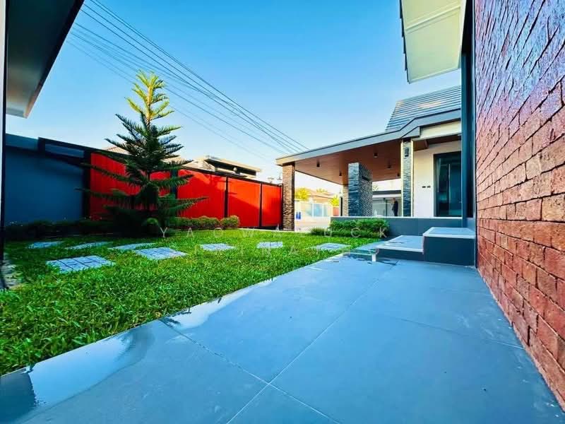 Private Pool Villa- Pong mabprachan, Chon Buri (Pattaya), Poong, Bang Lamung (Pattaya), Chon Buri (Pattaya), 3 Bedrooms, 400 sqm, Villa For Sale, by Yaowaluck Sirinapho, 500242095 - DDproperty.com