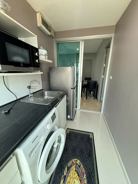 Life Ratchadapisek, Bangkok, 279 Ratchadapisaek Road, Huai Khwang, Huai Khwang, Bangkok, 2 Bedrooms, 56 sqm, Condo For Rent, by Boonraksa Sopak, 500242138 - DDproperty.com