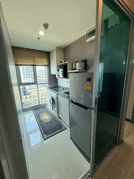 Life Ratchadapisek, Bangkok, 279 Ratchadapisaek Road, Huai Khwang, Huai Khwang, Bangkok, 2 Bedrooms, 56 sqm, Condo For Rent, by Boonraksa Sopak, 500242138 - DDproperty.com