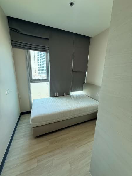 Life Ratchadapisek, Bangkok, 279 Ratchadapisaek Road, Huai Khwang, Huai Khwang, Bangkok, 2 Bedrooms, 56 sqm, Condo For Rent, by Boonraksa Sopak, 500242138 - DDproperty.com