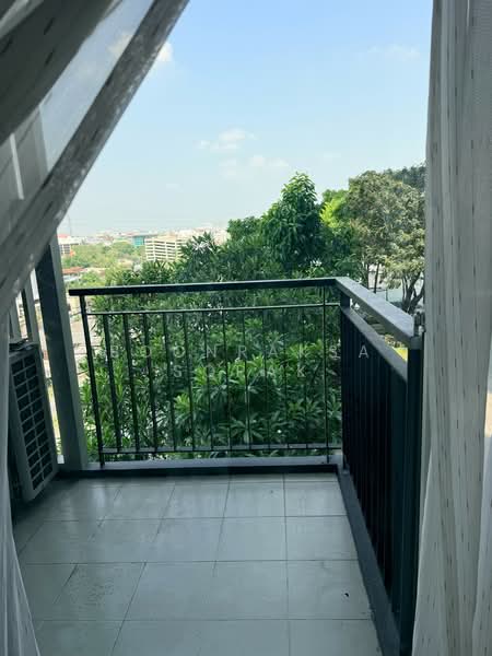 Life Ratchadapisek, Bangkok, 279 Ratchadapisaek Road, Huai Khwang, Huai Khwang, Bangkok, 2 Bedrooms, 56 sqm, Condo For Rent, by Boonraksa Sopak, 500242138 - DDproperty.com