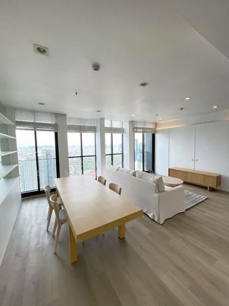 Noble Ploenchit, Bangkok, 1035 Ploenchit Road, Lumphini, Pathum Wan, Bangkok, 3 Bedrooms, 132 sqm, Condo For Sale, by Orapa Sumetheesirisakul, 500242144 - DDproperty.com