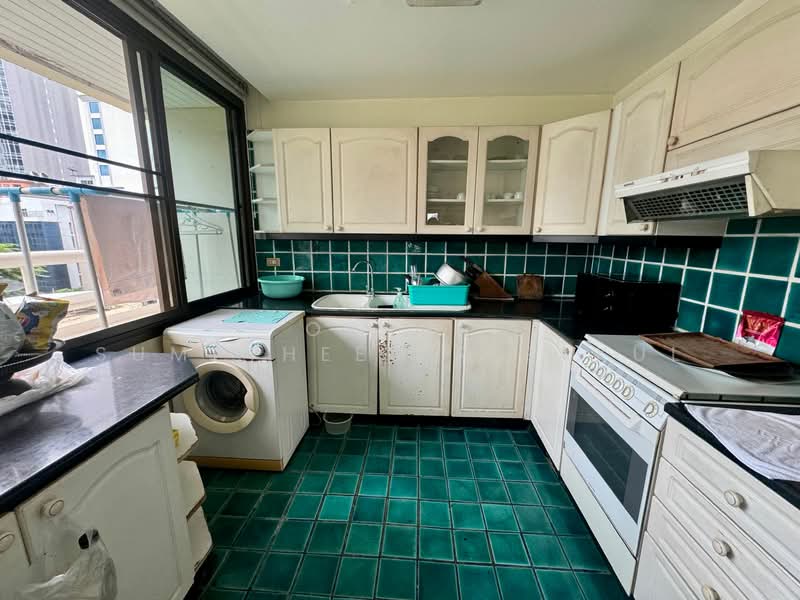 Fairview Tower, Bangkok, 40 Soi Sukhumvit 18, Khlong Toei, Khlong Toei, Bangkok, 3 Bedrooms, 257 sqm, Condo For Sale, by Orapa Sumetheesirisakul, 500242149 - DDproperty.com