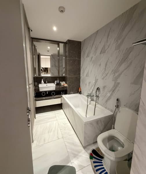 Fynn Asoke, Bangkok, 28 Sukhumvit 10 Alley, Khlong Toei, Khlong Toei, Bangkok, 1 Bedroom, 40 sqm, Condo For Rent, by Boonraksa Sopak, 500242151 - DDproperty.com