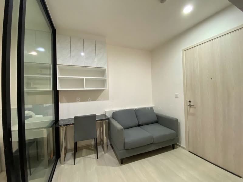 Life Asoke, Bangkok, Asoke-Dindang Road, Bang Kapi, Huai Khwang, Bangkok, 1 Bedroom, 30 sqm, Condo For Rent, by Banjarat Thanomchat, 500242153 - DDproperty.com