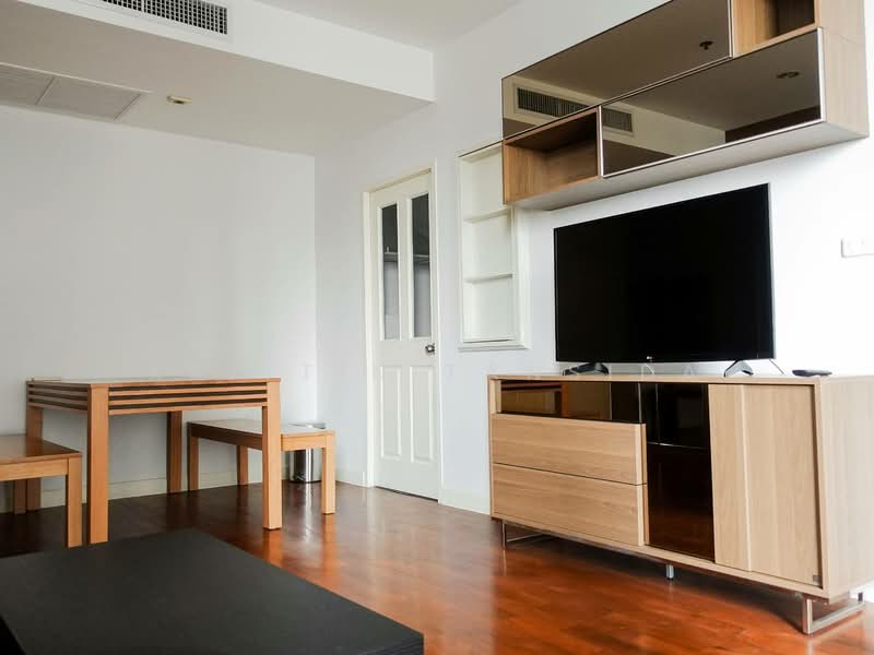Siri Residence, Bangkok, 21 Soi Sukhumvit 24, Khong Tan, Khlong Toei, Bangkok, 1 Bedroom, 59 sqm, Condo For Rent, by Krittin Tansida, 500242154 - DDproperty.com