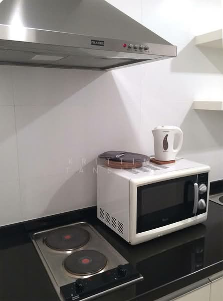 Siri Residence, Bangkok, 21 Soi Sukhumvit 24, Khong Tan, Khlong Toei, Bangkok, 1 Bedroom, 59 sqm, Condo For Rent, by Krittin Tansida, 500242154 - DDproperty.com