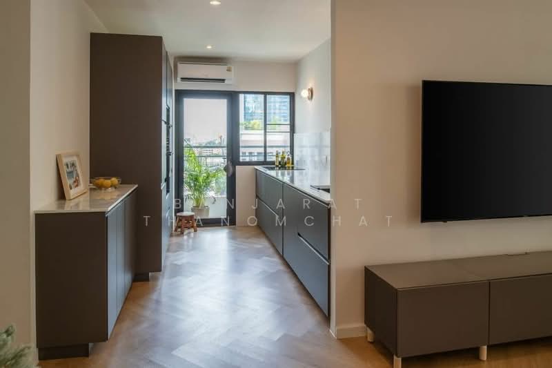 Liberty Park 2, Bangkok, 55 Soi Sukhumvit 11, Khlongtoei Nua, Watthana, Bangkok, 2 Bedrooms, 108 sqm, Condo For Sale, by Banjarat Thanomchat, 500242159 - DDproperty.com